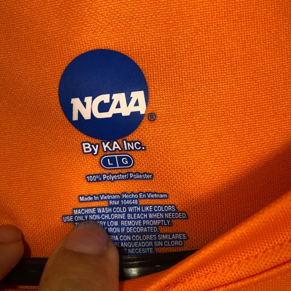 University of Tennessee Volunteers Large T-Shirt by VF Imagewear - Picture 2 of 8